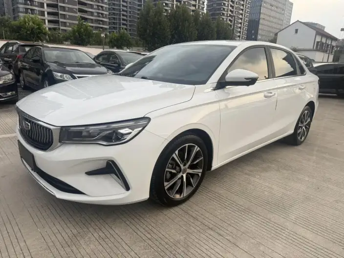 Geely Emgrand 2022 Model No. 4 Gen 1.5L CVT Noble Model – фото 1