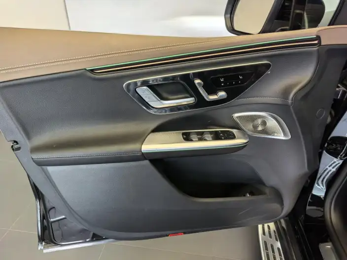 Mercedes-Benz EQE SUV 2024 Model EQE SUV 500 4MATIC Deluxe Edition – фото 7