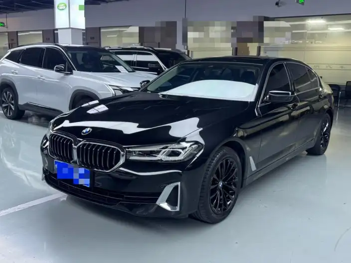BMW 5 Series 2021 Model 525Li Luxury Set – фото 1