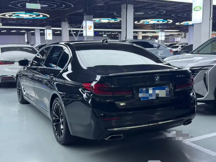 BMW 5 Series 2021 Model 525Li Luxury Set – фото 5