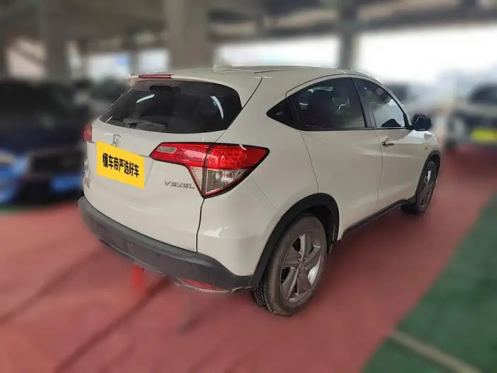 Honda Vezel 2020 Model 1.5L CVT Elite Edition – фото 4