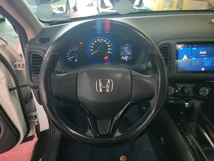 Honda Vezel 2020 Model 1.5L CVT Elite Edition – фото 8