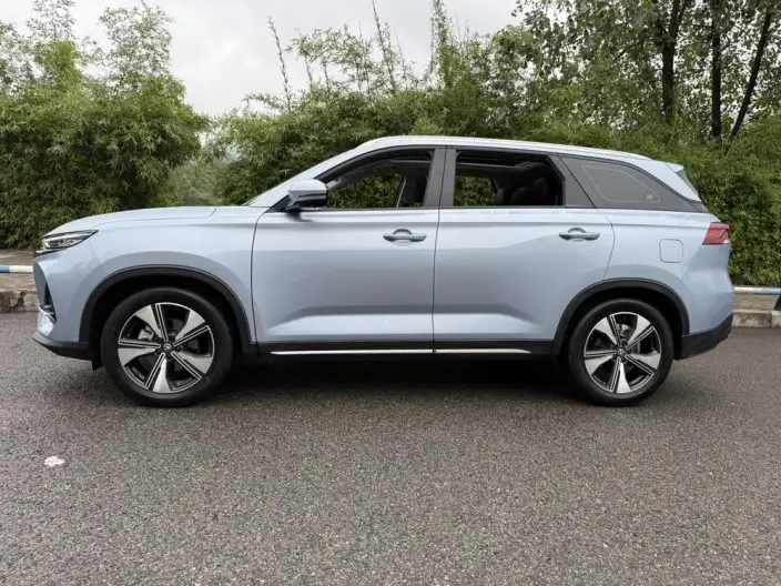 Changan X7 PLUS 2024 Model 1.5T DCT Respect Model 7 seat – фото 4