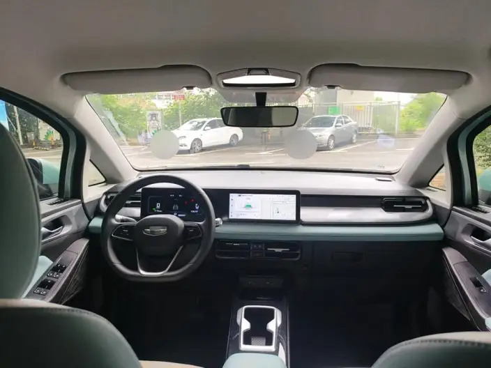 Geely Geometry E Firefly 2024 Model 301KM Xingguang – фото 5