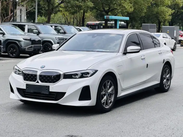 BMW i3 2022 Model eDrive35L – фото 1