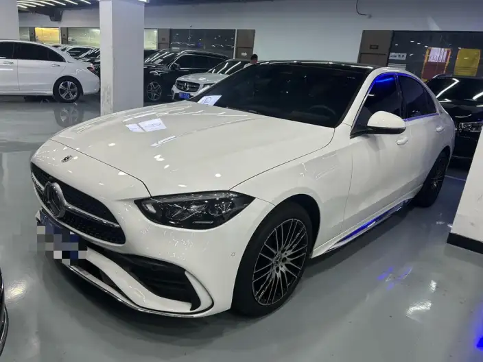 Mercedes-Benz C-Class 2023 Model C 260 L Sports Edition – фото 1