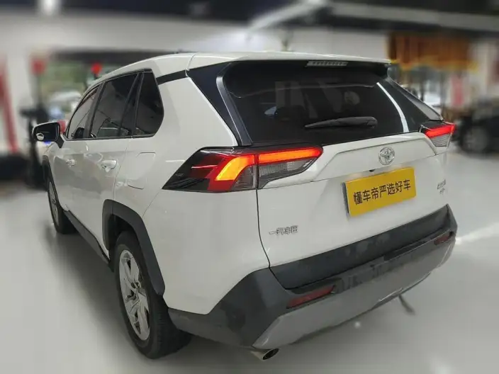 Toyota RAV4 2020 Model 2.0L CVT 4WD Fashion edition – фото 3