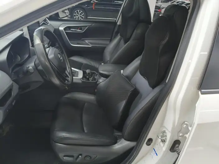 Toyota RAV4 2020 Model 2.0L CVT 4WD Fashion edition – фото 10