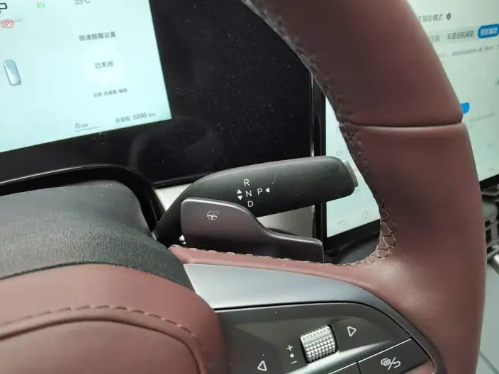BYD Seal 07DM 2026 Model DM-i 230KM Flagship Model – фото 9