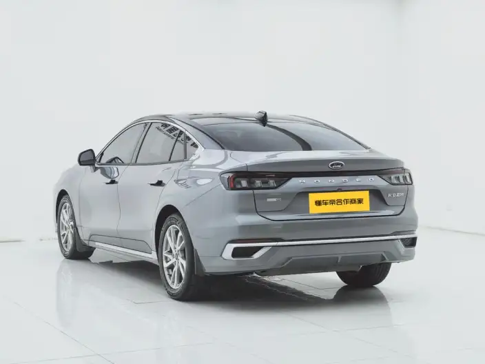 Ford Mondeo 2022 Model Facelift EcoBoost 245 Luxury Model – фото 4
