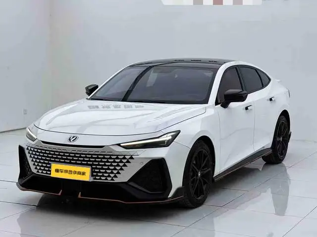 Changan UNI-V 2023 Model 2.0T Fengsu Edition – фото 1
