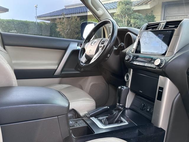 Toyota Prado 2010 4.0L Automatic TX – фото 8