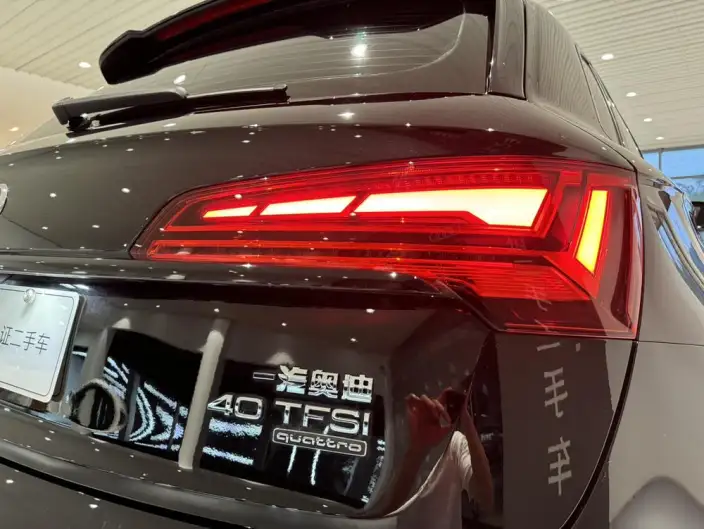 Audi Q5L 2025 Model 40TFSI Luxury Dynamic Model – фото 6