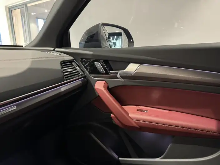 Audi Q5L 2025 Model 40TFSI Luxury Dynamic Model – фото 8