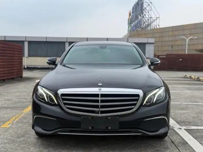 Mercedes-Benz E-Class 2020 Model E 300 L Fashion Model – фото 2