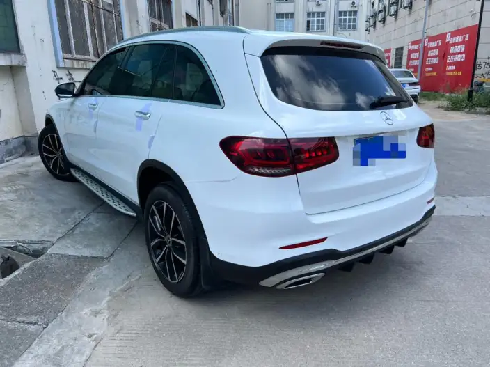 Mercedes-Benz GLC 2020 Model GLC 260 L 4MATIC Luxury Model – фото 4