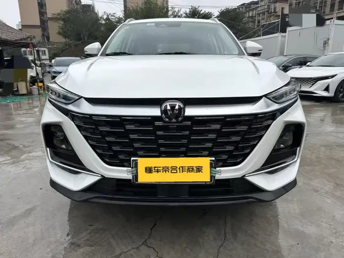 Changan CS75 2026 Model PRO 1.5T DCT Exclusive Model 7 seat – фото 2