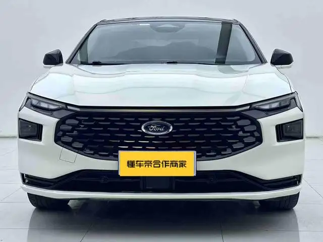 Ford Mondeo 2022 Model Facelift EcoBoost 245 Luxury Model – фото 2