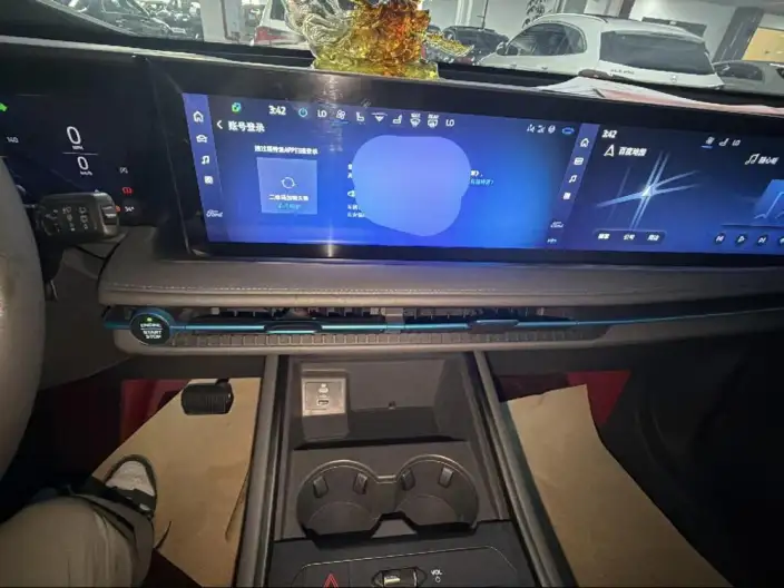 Ford Edge 2023 Model Ford Edge L 2.0T EcoBoost 2WD VII seat Luxury Model – фото 10