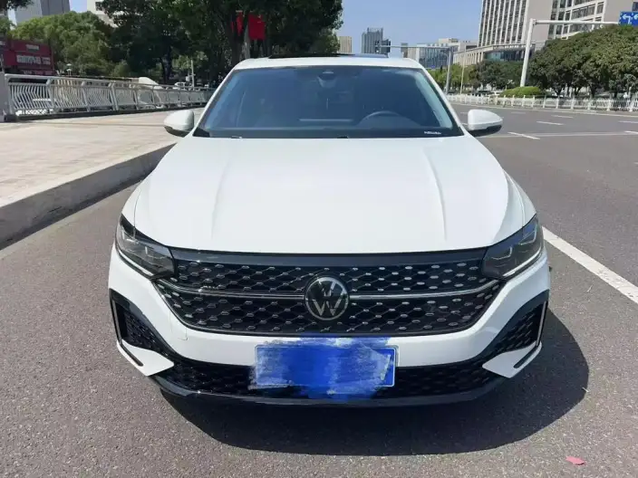 Volkswagen Lavida 2024 Model 300TSI DSG Starry Sky Manyi Edition – фото 2