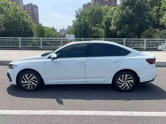 Volkswagen Lavida 2024 Model 300TSI DSG Starry Sky Manyi Edition – фото 3