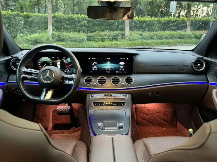 Mercedes-Benz E-Class 2023 Model E 300 L Fashion Model sedan – фото 6