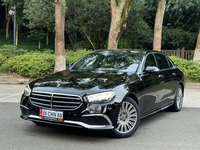 Mercedes-Benz E-Class 2023 Model E 300 L Fashion Model sedan – фото 10