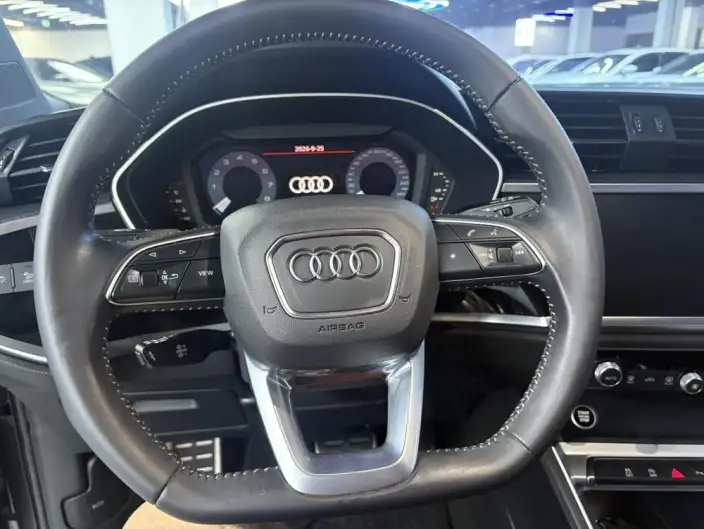 AUDI Q3 2021 Model 35 TFSI Fashion Dynamic Model – фото 8