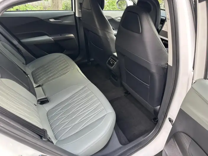 Changan Yida 2023 Model 1.5T GDI Automatic Noble Model – фото 8