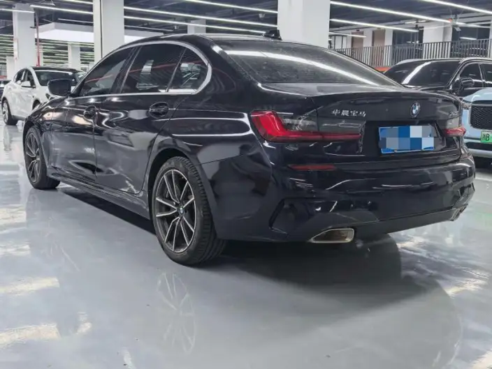 BMW 3 Series 2021 Model 320Li M Sports Set – фото 4