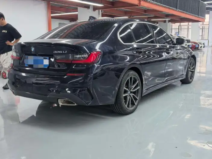 BMW 3 Series 2021 Model 320Li M Sports Set – фото 6