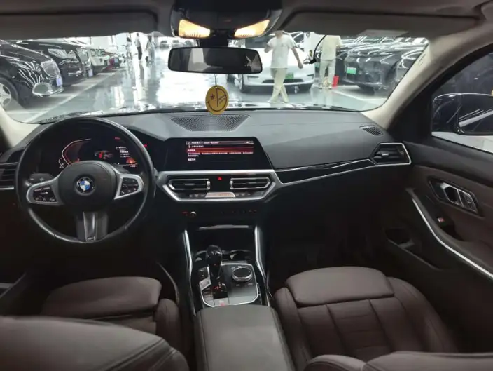 BMW 3 Series 2021 Model 320Li M Sports Set – фото 8