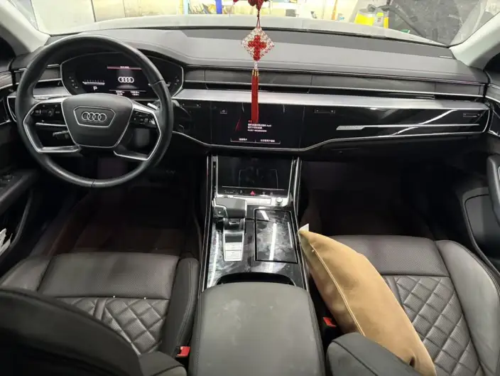 Audi A8 2021 Model A8L 50 TFSI quattro Comfort Model – фото 8