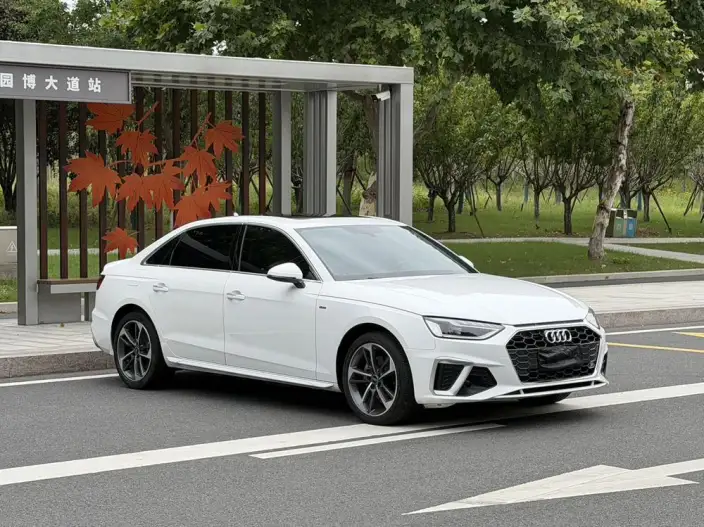 Audi A4 L 2024 Model 40 TFSI Fashion Dynamic Model – фото 3