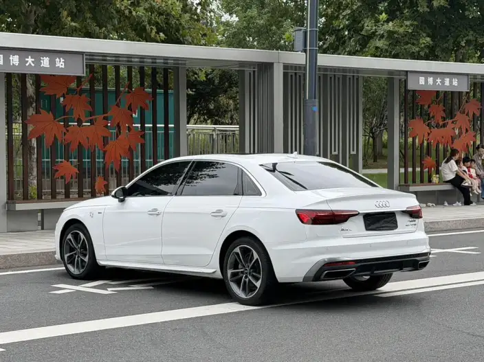 Audi A4 L 2024 Model 40 TFSI Fashion Dynamic Model – фото 4