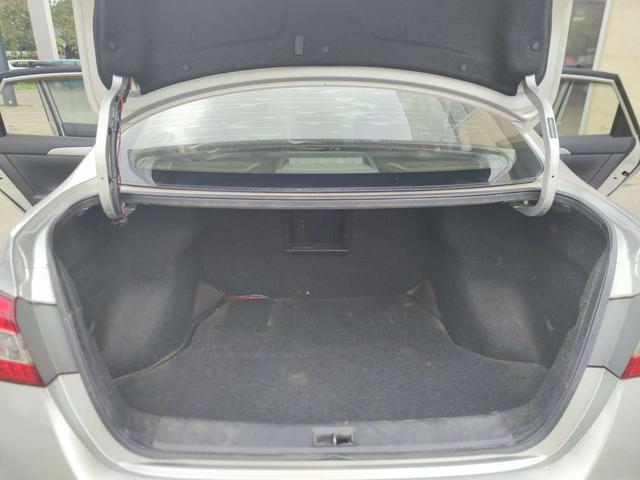 Nissan Sylphy 2014 1.6XV CVT Premium – фото 6