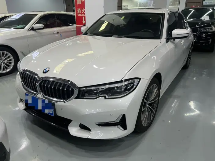 BMW 3 Series 2020 Model 325Li First Edition Edition – фото 1