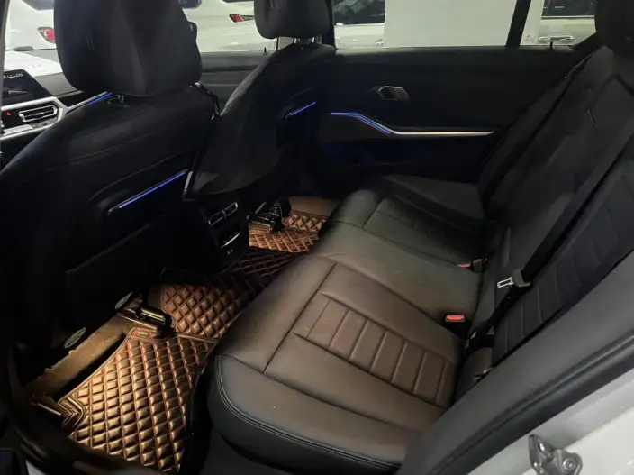 BMW 3 Series 2020 Model 325Li First Edition Edition – фото 9
