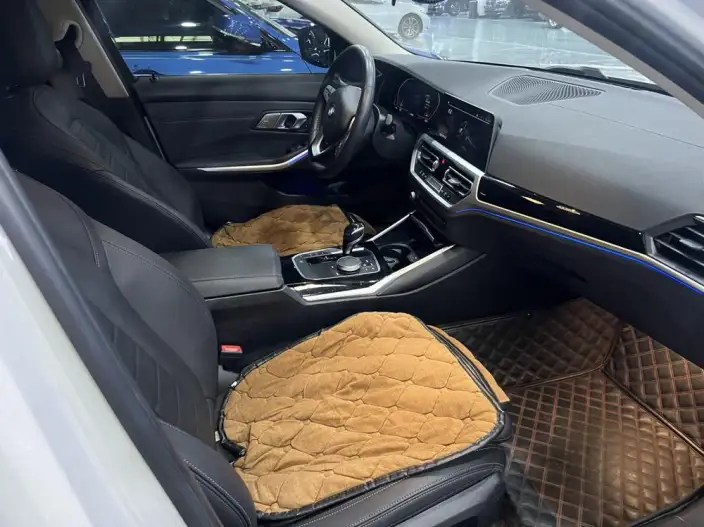 BMW 3 Series 2020 Model 325Li First Edition Edition – фото 10