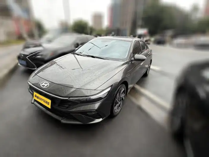 Hyundai Ioniq 2023 Model 1.5L CVT GLX Elite Edition – фото 1