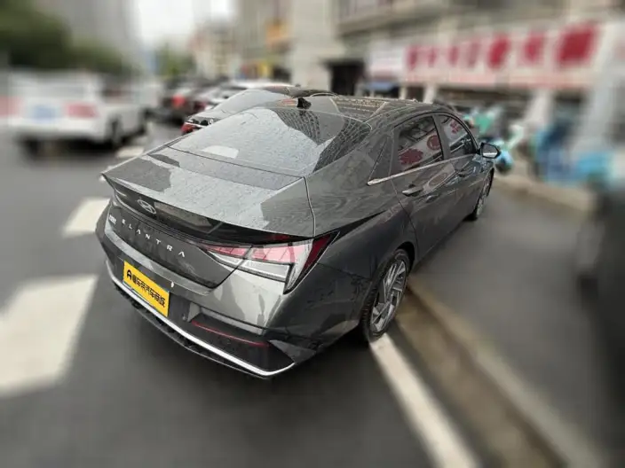 Hyundai Ioniq 2023 Model 1.5L CVT GLX Elite Edition – фото 2