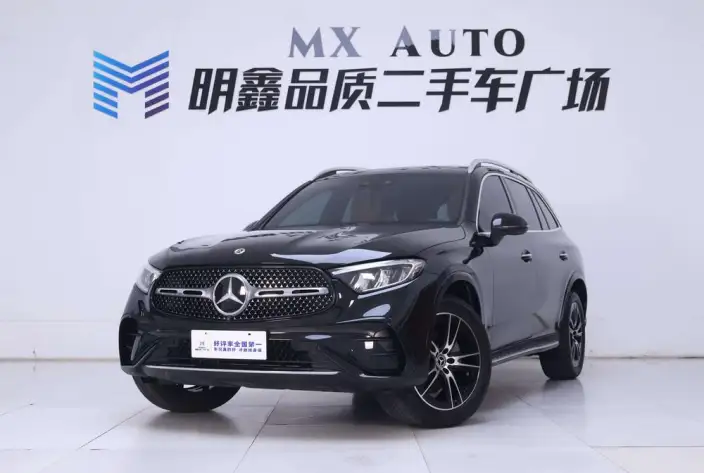 Mercedes-Benz GLC 2026 Model GLC 260 L 4MATIC Luxury Model 5 seat – фото 1