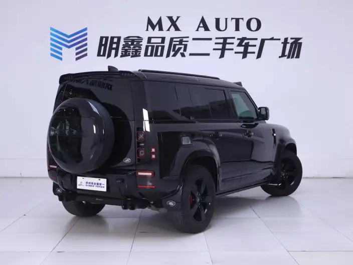 Land Rover Defender 2025 Model 110 3.0T P400 HSE X-Dynamic – фото 3