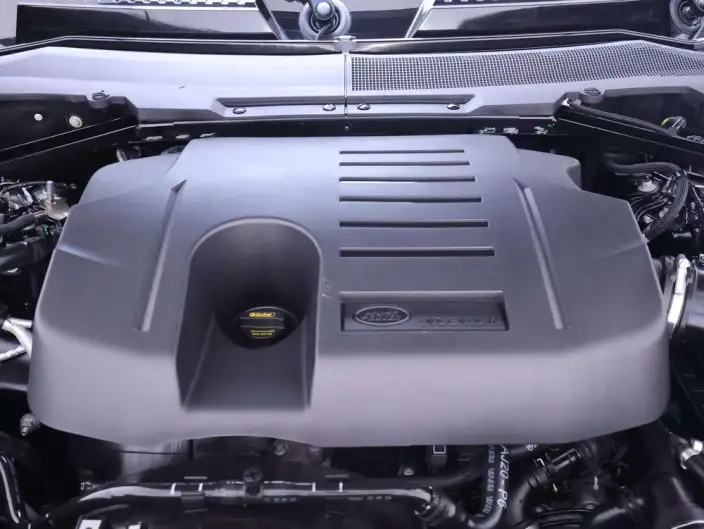Land Rover Defender 2025 Model 110 3.0T P400 HSE X-Dynamic – фото 5