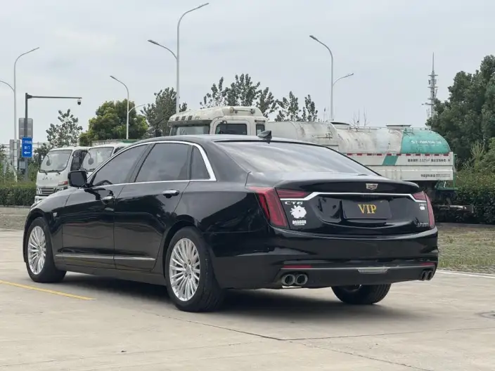 Cadillac CT6 2022 Model 28T Fashion Model