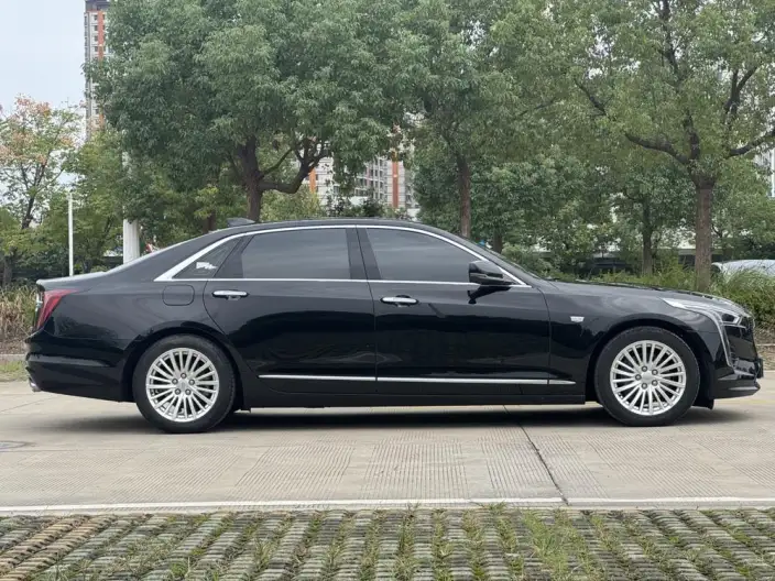 Cadillac CT6 2022 Model 28T Fashion Model – фото 7
