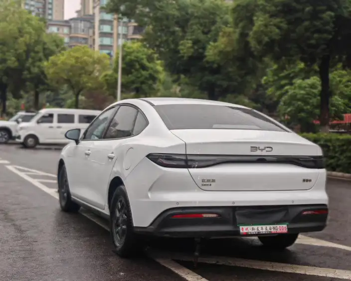 BYD Seal 05DM 2025 Model Smart Driving Edition DM-i 55KM Luxury Model – фото 4