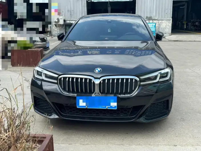 BMW 5 Series 2021 Model 525Li M Sports Set – фото 2