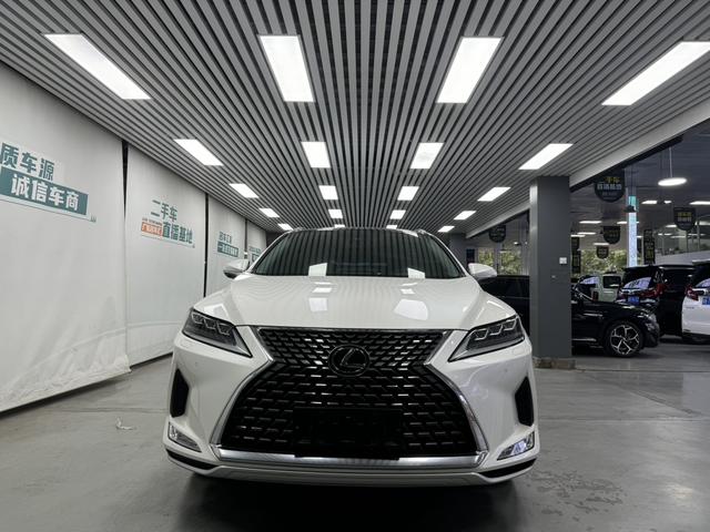 Lexus RX Модель 2020 года 300 4WD Elegant Edition Country VI – фото 2