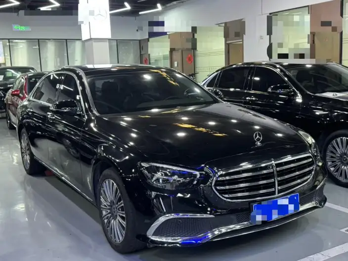 Mercedes-Benz E-Class 2023 Model E 300 L Fashion Model sedan – фото 3